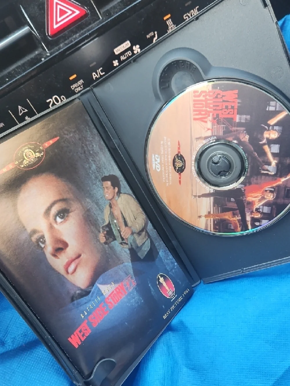 π3/$25π West Side Story DVD - Picture 3 of 6